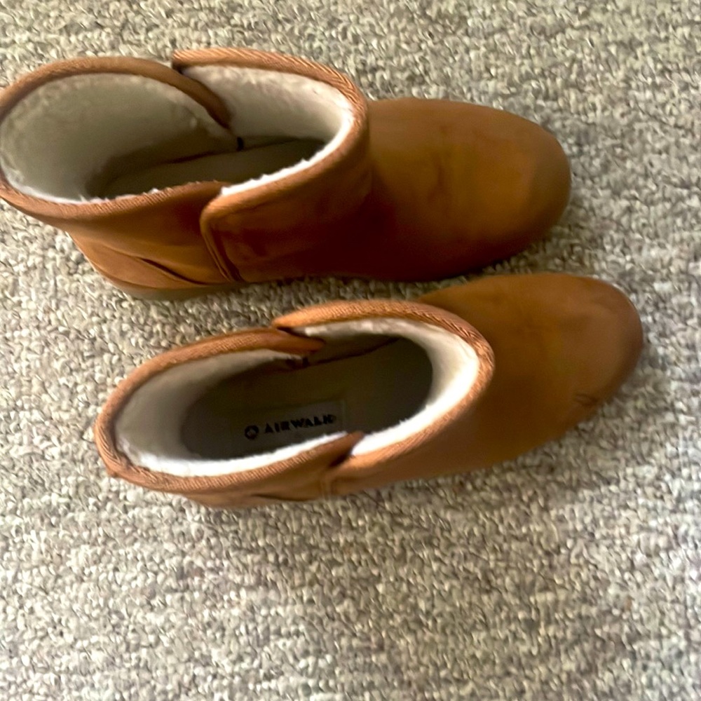 Airwalk winter boots sz 8
